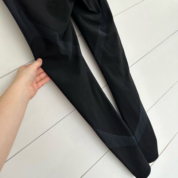 Lululemon Women’s 8 Black Iron Blue Mapped Out High Rise Tight 28” - Picture 4 of 8